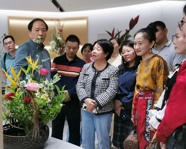 图1.jpg